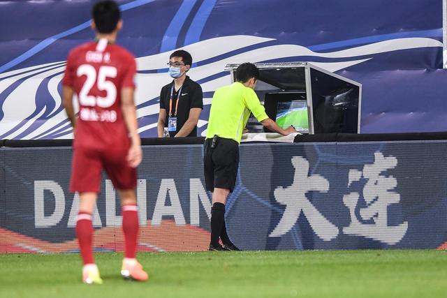 莱奥与拉莫斯今晚将与米兰会合 开启夏季训练